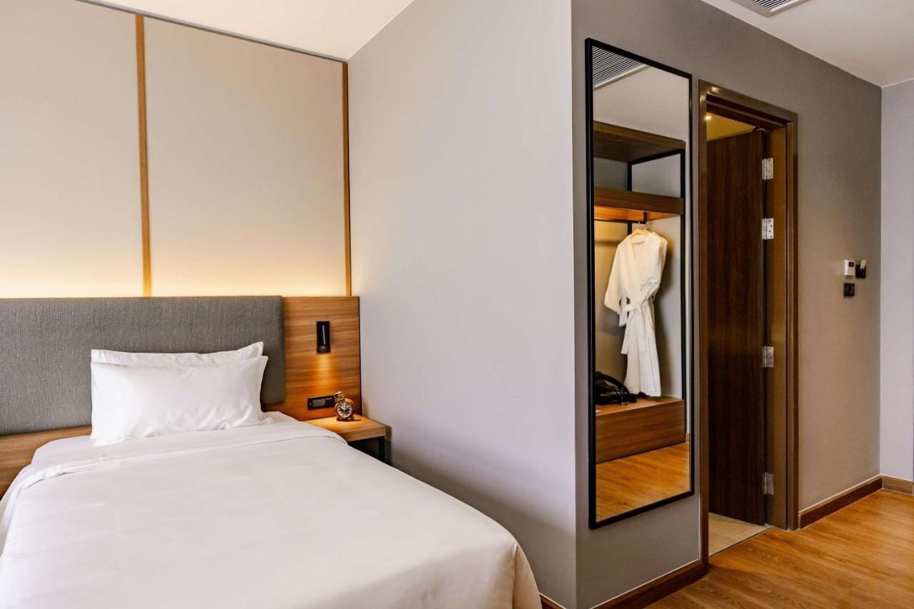 Best Western Chatuchak Банкок Екстериор снимка